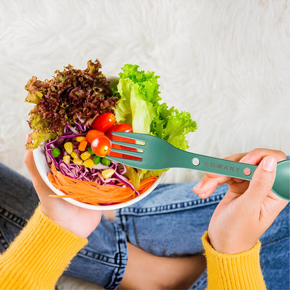 Lomany utensilios de camping.